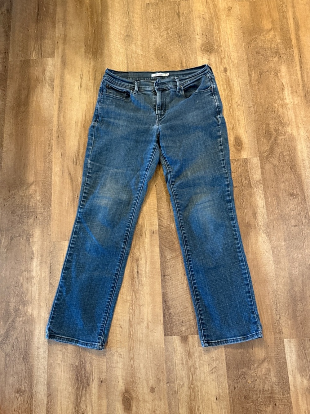 *Come and Get Em! Classic Women's Blue Straight-Leg Jeans
